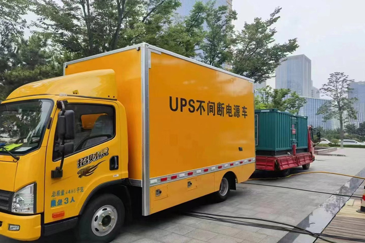 坡心镇发电机租赁施工现场